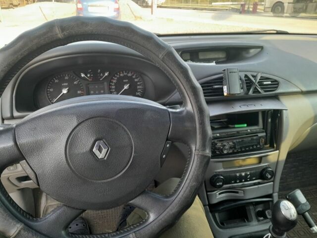 Синий Рено Лагуна, объемом двигателя 0 л и пробегом 300 тыс. км за 3000 $, фото 5 на Automoto.ua