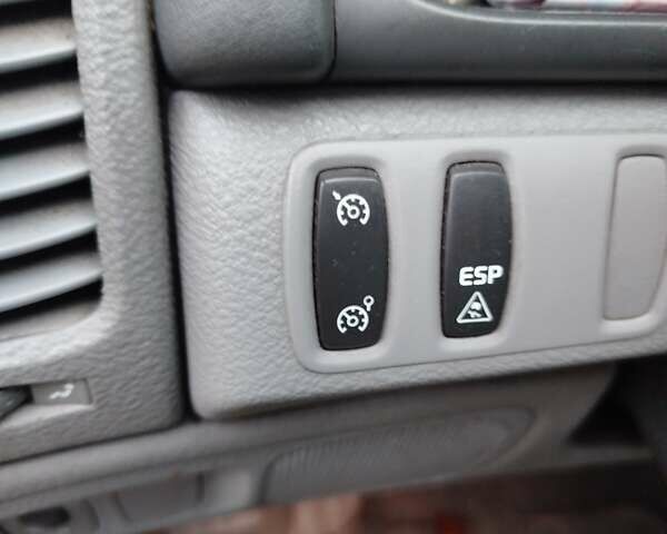 Синий Рено Лагуна, объемом двигателя 2.19 л и пробегом 308 тыс. км за 3400 $, фото 14 на Automoto.ua