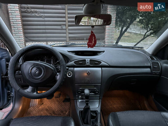 Синий Рено Лагуна, объемом двигателя 2 л и пробегом 280 тыс. км за 2650 $, фото 12 на Automoto.ua