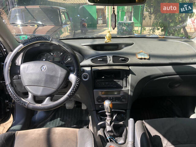 Синий Рено Лагуна, объемом двигателя 1.9 л и пробегом 288 тыс. км за 3500 $, фото 5 на Automoto.ua