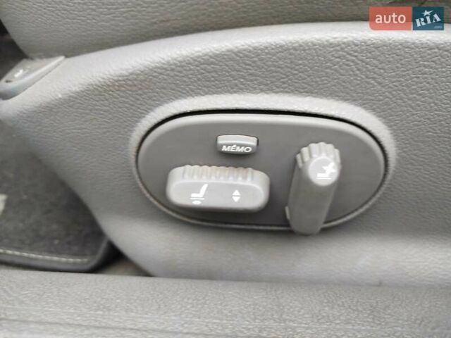 Синий Рено Лагуна, объемом двигателя 2.19 л и пробегом 308 тыс. км за 3400 $, фото 15 на Automoto.ua