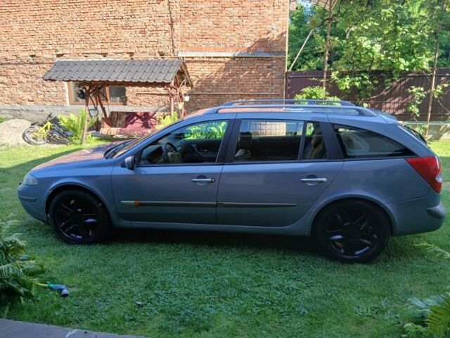 Синій Рено Лагуна, об'ємом двигуна 2 л та пробігом 233 тис. км за 1650 $, фото 3 на Automoto.ua