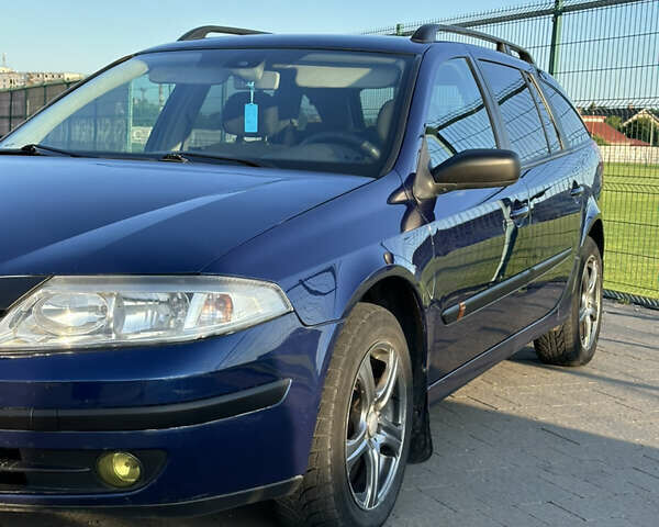 Синій Рено Лагуна, об'ємом двигуна 1.87 л та пробігом 300 тис. км за 3400 $, фото 1 на Automoto.ua