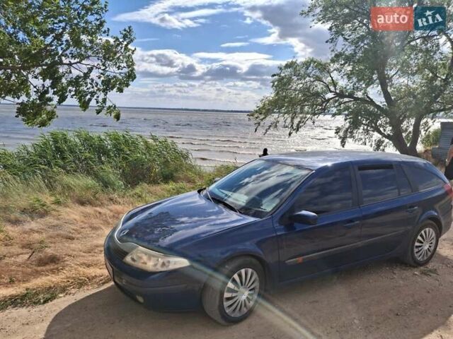 Синий Рено Лагуна, объемом двигателя 1.87 л и пробегом 302 тыс. км за 3299 $, фото 2 на Automoto.ua