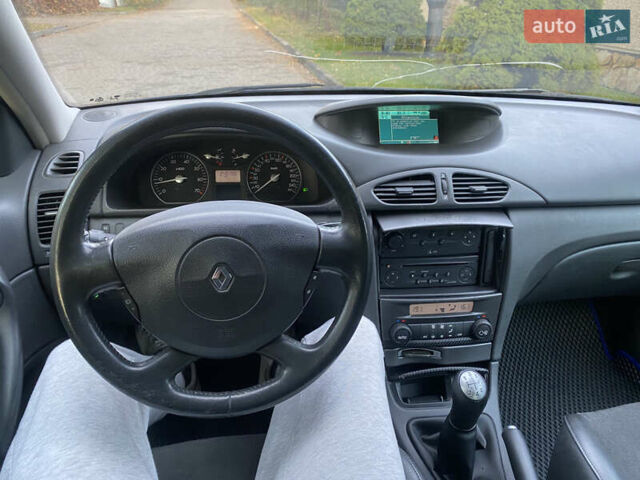 Синий Рено Лагуна, объемом двигателя 2 л и пробегом 240 тыс. км за 4800 $, фото 8 на Automoto.ua
