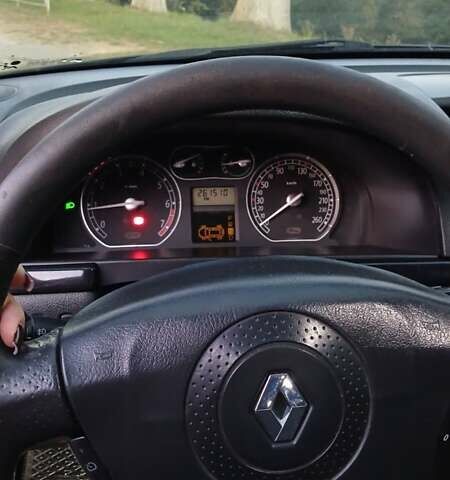 Синій Рено Лагуна, об'ємом двигуна 2 л та пробігом 261 тис. км за 4500 $, фото 8 на Automoto.ua