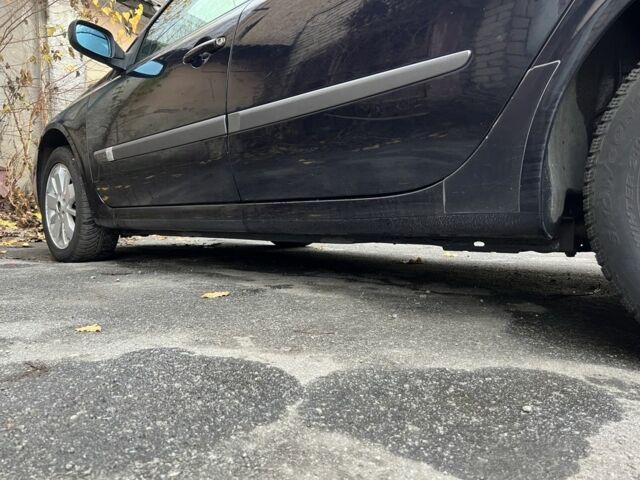 Синий Рено Лагуна, объемом двигателя 1.9 л и пробегом 245 тыс. км за 2000 $, фото 4 на Automoto.ua