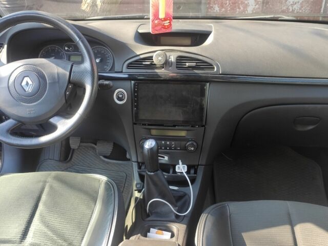 Синій Рено Лагуна, об'ємом двигуна 2 л та пробігом 305 тис. км за 3700 $, фото 7 на Automoto.ua