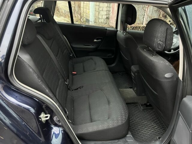 Синий Рено Лагуна, объемом двигателя 1.9 л и пробегом 245 тыс. км за 2000 $, фото 12 на Automoto.ua