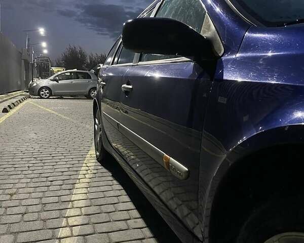 Синій Рено Лагуна, об'ємом двигуна 2 л та пробігом 239 тис. км за 4800 $, фото 3 на Automoto.ua