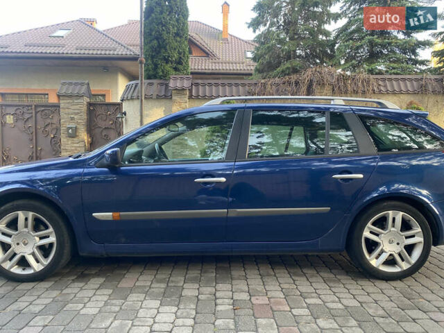 Синий Рено Лагуна, объемом двигателя 2 л и пробегом 240 тыс. км за 4800 $, фото 3 на Automoto.ua