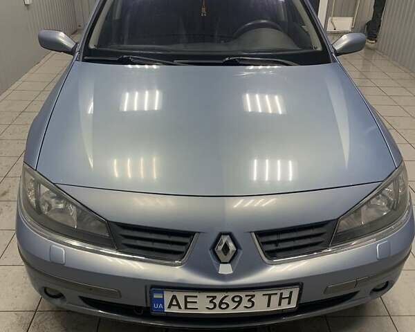 Синий Рено Лагуна, объемом двигателя 2 л и пробегом 295 тыс. км за 3682 $, фото 6 на Automoto.ua
