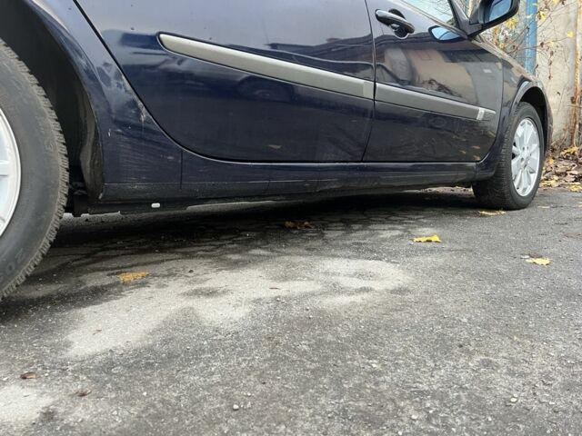 Синий Рено Лагуна, объемом двигателя 1.9 л и пробегом 245 тыс. км за 2000 $, фото 5 на Automoto.ua