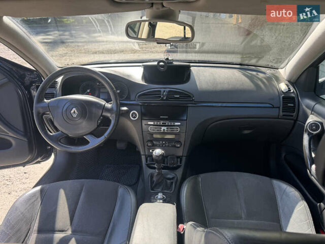 Синий Рено Лагуна, объемом двигателя 2 л и пробегом 223 тыс. км за 5000 $, фото 24 на Automoto.ua
