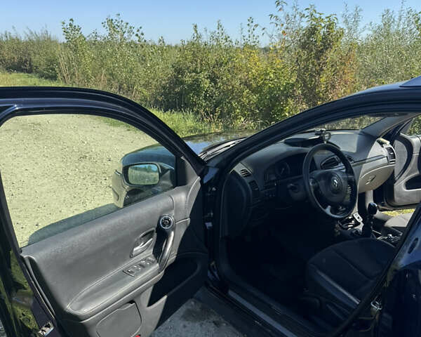 Синий Рено Лагуна, объемом двигателя 2 л и пробегом 223 тыс. км за 5000 $, фото 23 на Automoto.ua