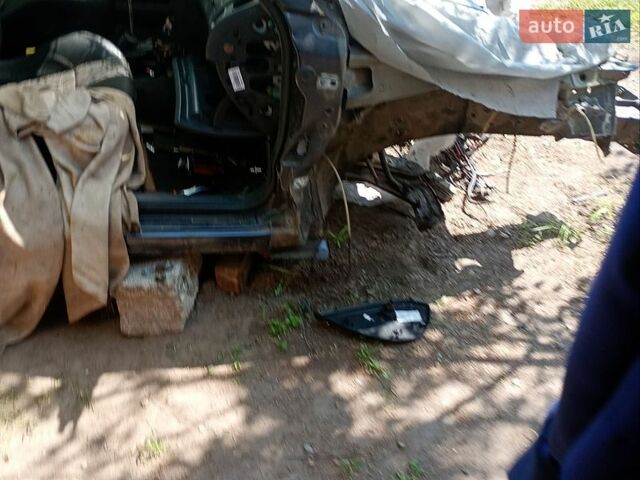 Синій Рено Лагуна, об'ємом двигуна 2 л та пробігом 424 тис. км за 3000 $, фото 1 на Automoto.ua