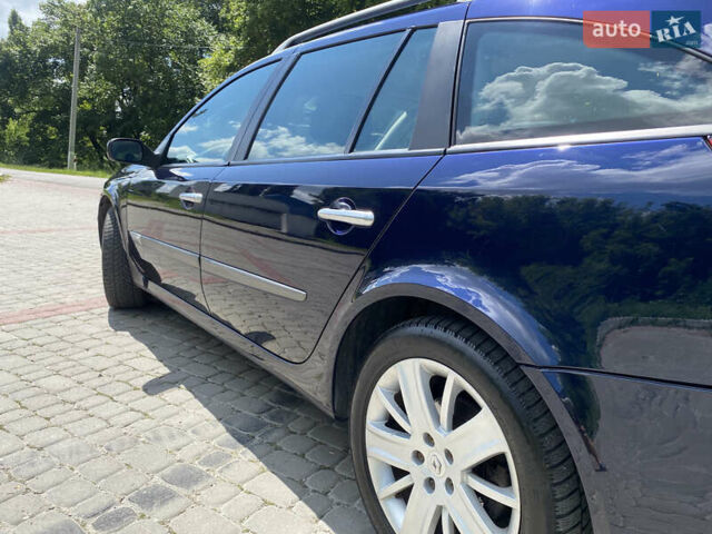 Синій Рено Лагуна, об'ємом двигуна 2 л та пробігом 266 тис. км за 3950 $, фото 6 на Automoto.ua