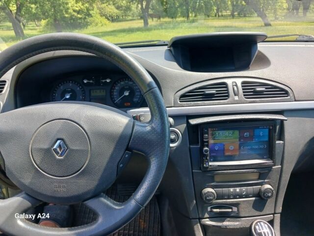 Синий Рено Лагуна, объемом двигателя 0 л и пробегом 245 тыс. км за 2100 $, фото 2 на Automoto.ua