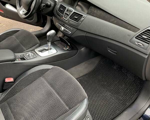 Синій Рено Лагуна, об'ємом двигуна 2 л та пробігом 309 тис. км за 6000 $, фото 18 на Automoto.ua