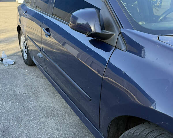 Рено Лагуна 2008 в Киеве на Automoto.ua Синий Рено Лагуна, объемом двигателя 1.46 л и пробегом 285 тыс. км за 7000 $, фото 10 на Automoto.ua