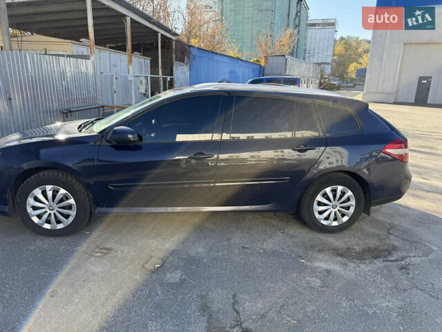 Рено Лагуна 2008 в Киеве на Automoto.ua Синий Рено Лагуна, объемом двигателя 1.46 л и пробегом 285 тыс. км за 7000 $, фото 7 на Automoto.ua