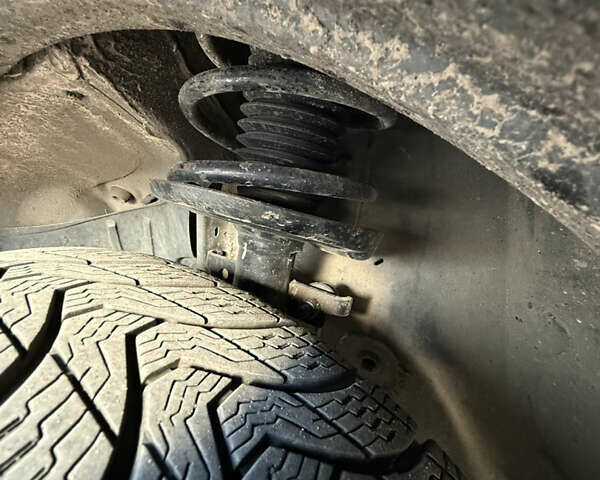 Рено Лагуна 2008 в Киеве на Automoto.ua Синий Рено Лагуна, объемом двигателя 1.46 л и пробегом 285 тыс. км за 7000 $, фото 68 на Automoto.ua