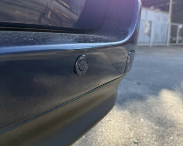 Рено Лагуна 2008 в Киеве на Automoto.ua Синий Рено Лагуна, объемом двигателя 1.46 л и пробегом 285 тыс. км за 7000 $, фото 23 на Automoto.ua