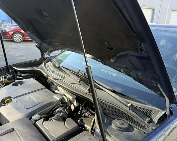 Рено Лагуна 2008 в Киеве на Automoto.ua Синий Рено Лагуна, объемом двигателя 1.46 л и пробегом 285 тыс. км за 7000 $, фото 56 на Automoto.ua