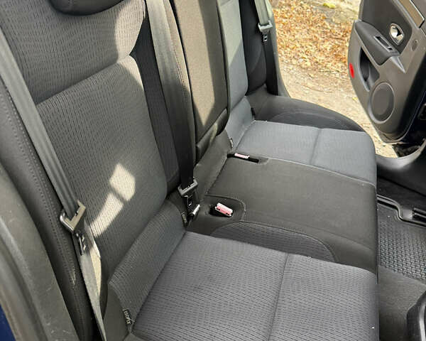 Рено Лагуна 2008 в Кременчуге на Automoto.ua Синий Рено Лагуна, объемом двигателя 2 л и пробегом 300 тыс. км за 6200 $, фото 6 на Automoto.ua