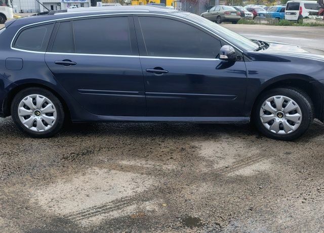 Рено Лагуна 2008 в Каменское - Днепродзержинск на Automoto.ua Синий Рено Лагуна, объемом двигателя 1.5 л и пробегом 276 тыс. км за 6500 $, фото 4 на Automoto.ua