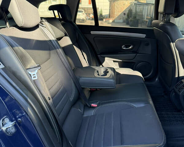 Рено Лагуна 2008 в Киеве на Automoto.ua Синий Рено Лагуна, объемом двигателя 1.46 л и пробегом 285 тыс. км за 7000 $, фото 15 на Automoto.ua