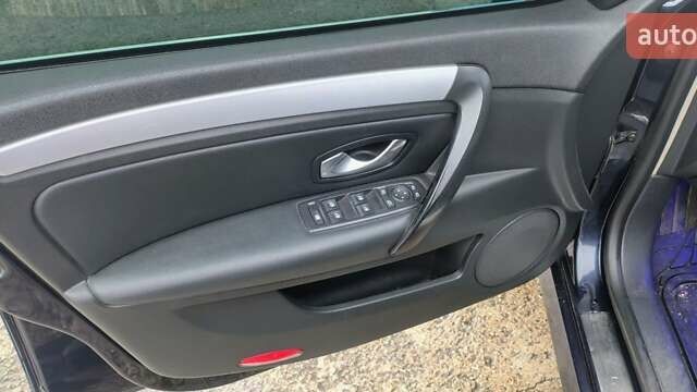 Синий Рено Лагуна, объемом двигателя 1.46 л и пробегом 276 тыс. км за 5999 $, фото 3 на Automoto.ua