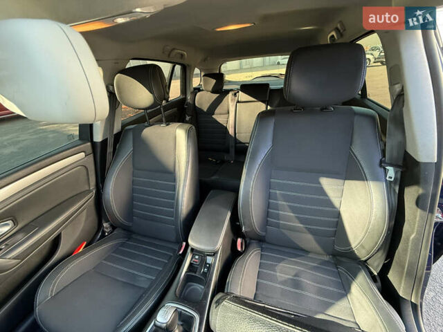 Рено Лагуна 2008 в Киеве на Automoto.ua Синий Рено Лагуна, объемом двигателя 1.46 л и пробегом 285 тыс. км за 7000 $, фото 36 на Automoto.ua