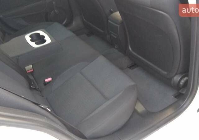 Синий Рено Лагуна, объемом двигателя 1.46 л и пробегом 167 тыс. км за 6850 $, фото 11 на Automoto.ua