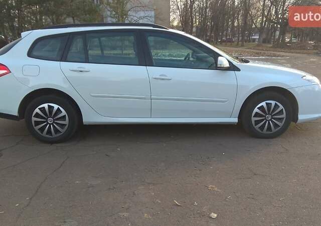 Синий Рено Лагуна, объемом двигателя 1.46 л и пробегом 167 тыс. км за 6850 $, фото 6 на Automoto.ua