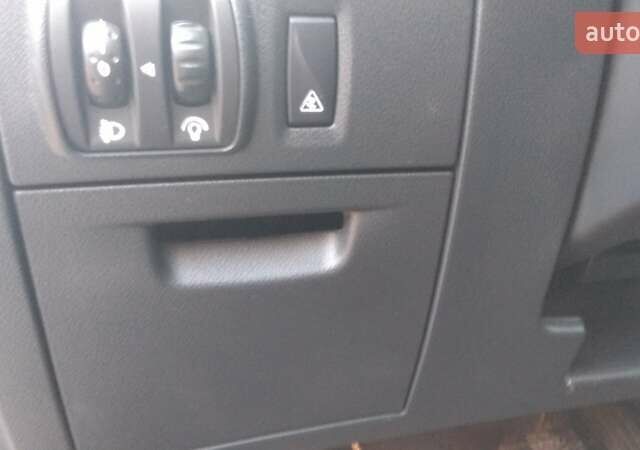 Синий Рено Лагуна, объемом двигателя 1.46 л и пробегом 167 тыс. км за 6850 $, фото 15 на Automoto.ua