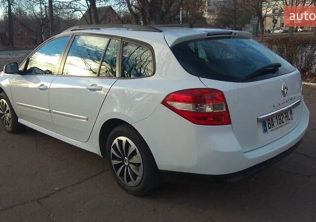 Синий Рено Лагуна, объемом двигателя 1.46 л и пробегом 167 тыс. км за 6850 $, фото 3 на Automoto.ua