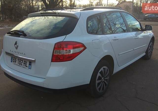 Синий Рено Лагуна, объемом двигателя 1.46 л и пробегом 167 тыс. км за 6850 $, фото 5 на Automoto.ua