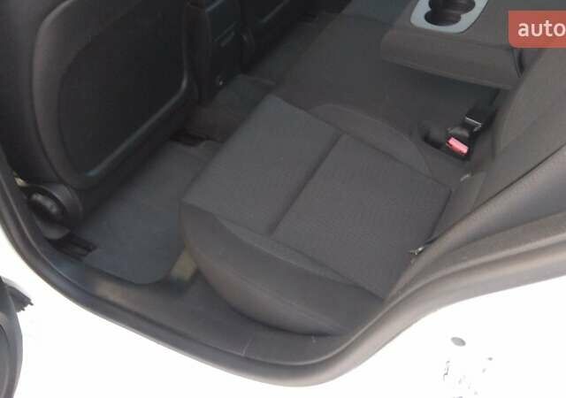 Синий Рено Лагуна, объемом двигателя 1.46 л и пробегом 167 тыс. км за 6850 $, фото 10 на Automoto.ua