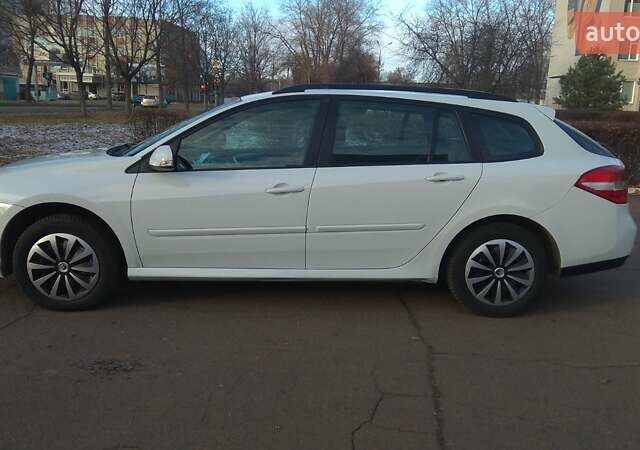 Синий Рено Лагуна, объемом двигателя 1.46 л и пробегом 167 тыс. км за 6850 $, фото 2 на Automoto.ua