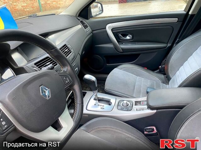 Синий Рено Лагуна, объемом двигателя 2 л и пробегом 299 тыс. км за 6300 $, фото 7 на Automoto.ua