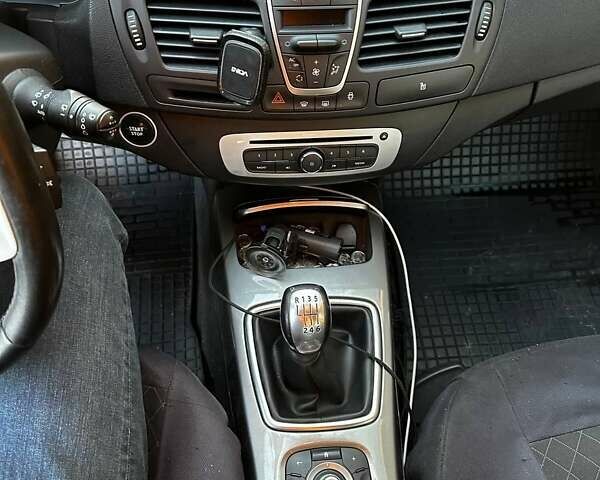 Синій Рено Лагуна, об'ємом двигуна 1.46 л та пробігом 314 тис. км за 7700 $, фото 12 на Automoto.ua
