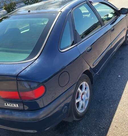 Синий Рено Лагуна, объемом двигателя 1.79 л и пробегом 300 тыс. км за 1850 $, фото 4 на Automoto.ua