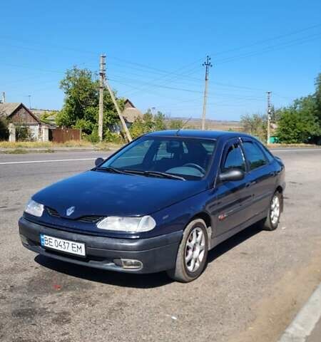 Синий Рено Лагуна, объемом двигателя 1.79 л и пробегом 300 тыс. км за 1850 $, фото 2 на Automoto.ua