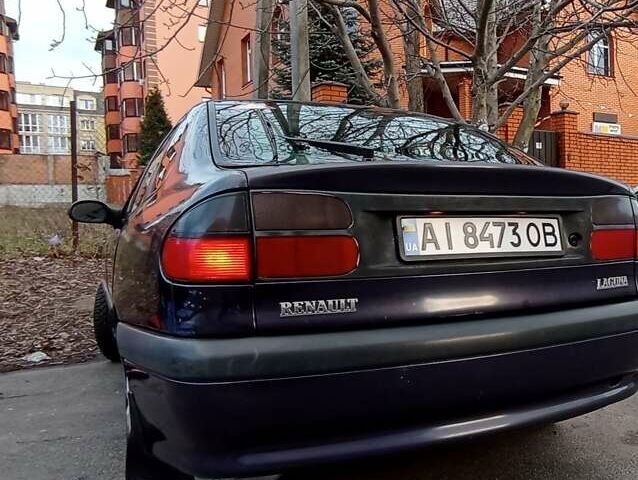 Синий Рено Лагуна, объемом двигателя 1.8 л и пробегом 165 тыс. км за 2700 $, фото 5 на Automoto.ua