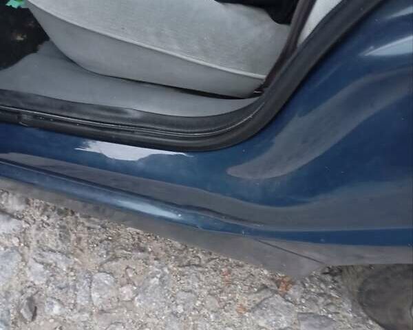 Синий Рено Лагуна, объемом двигателя 1.8 л и пробегом 270 тыс. км за 1900 $, фото 6 на Automoto.ua