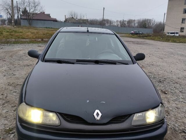 Синій Рено Лагуна, об'ємом двигуна 1.8 л та пробігом 270 тис. км за 1900 $, фото 1 на Automoto.ua