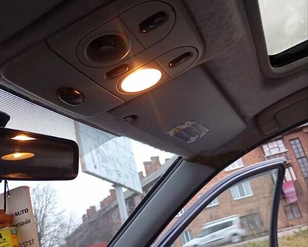 Синий Рено Лагуна, объемом двигателя 1.8 л и пробегом 270 тыс. км за 1900 $, фото 12 на Automoto.ua