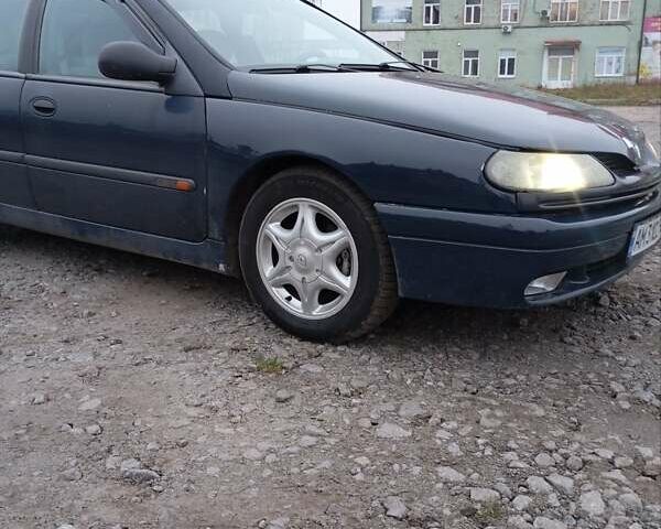 Синий Рено Лагуна, объемом двигателя 1.8 л и пробегом 270 тыс. км за 1900 $, фото 3 на Automoto.ua