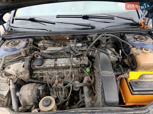 Синій Рено Лагуна, об'ємом двигуна 1.79 л та пробігом 296 тис. км за 1550 $, фото 10 на Automoto.ua